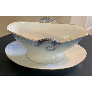 Vintage Bing & Grondahl Copenhagen Seagull Gold Rim Gravy Boat #8 EUC